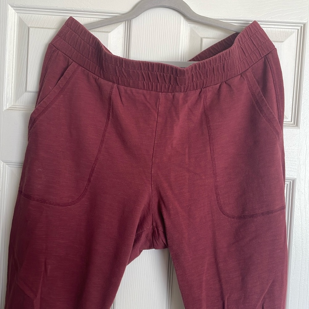 Maroon jogger